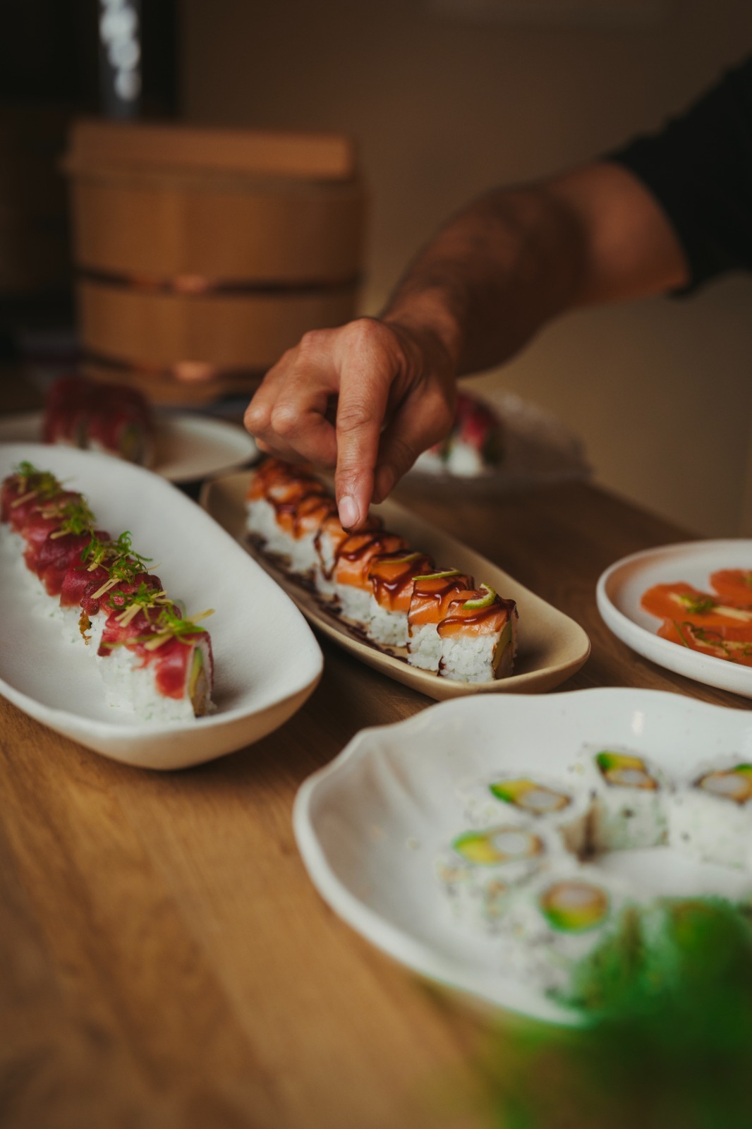 Nagami Nikkei interior or dish 3